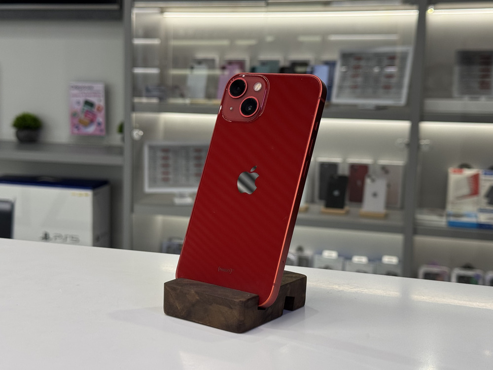 iPhone 13 128 Red iPhone 13 128 Red